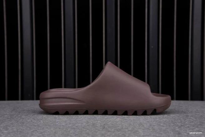 G55495 Adidas Soot Yeezy Slide 1001
